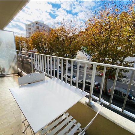 Joli Studio Avec Terrasse Lägenhet Nice Exteriör bild